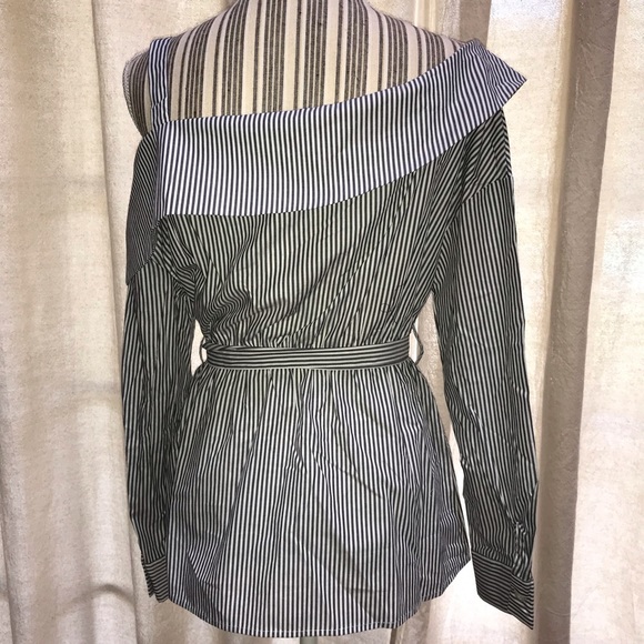 Romeo and Juliet couture size medium shirt originally $130 New with tags - Picture 4 of 9